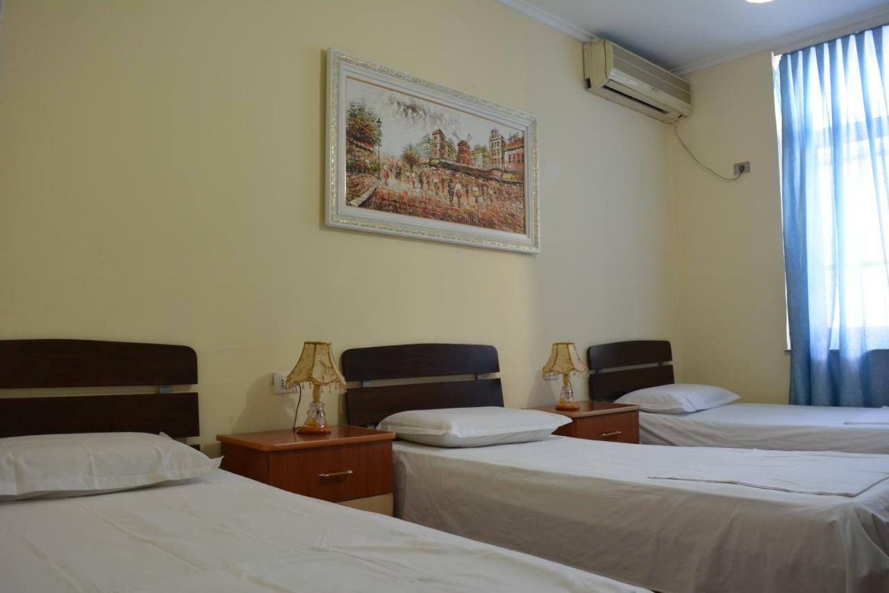 Hotel Republika Тирана Экстерьер фото